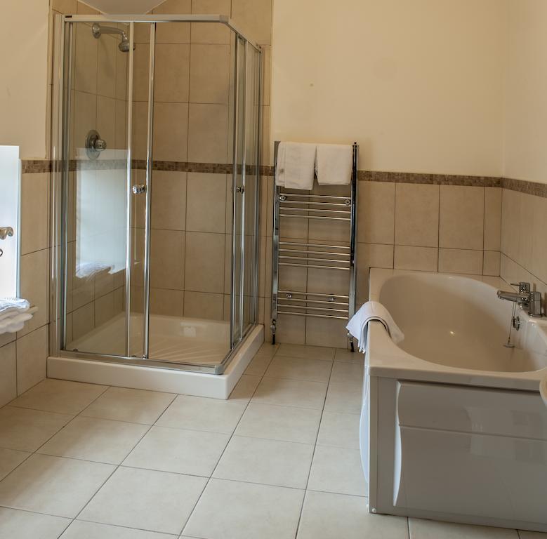 New Forest Estate Lodges Tyrrellspass Zewnętrze zdjęcie