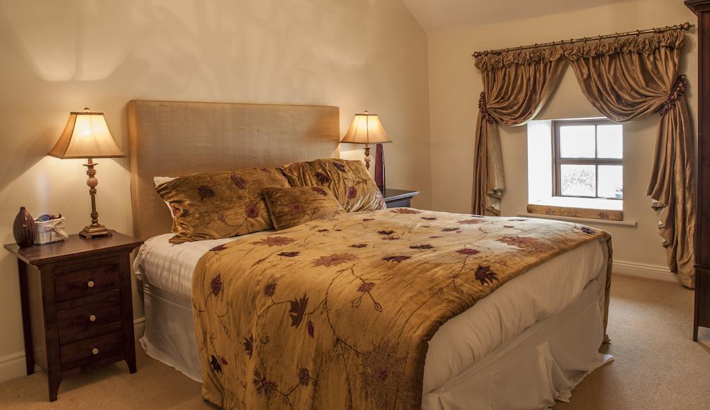 New Forest Estate Lodges Tyrrellspass Zewnętrze zdjęcie