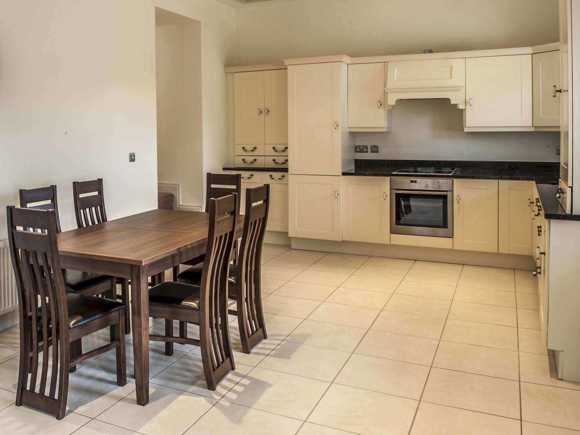 New Forest Estate Lodges Tyrrellspass Zewnętrze zdjęcie